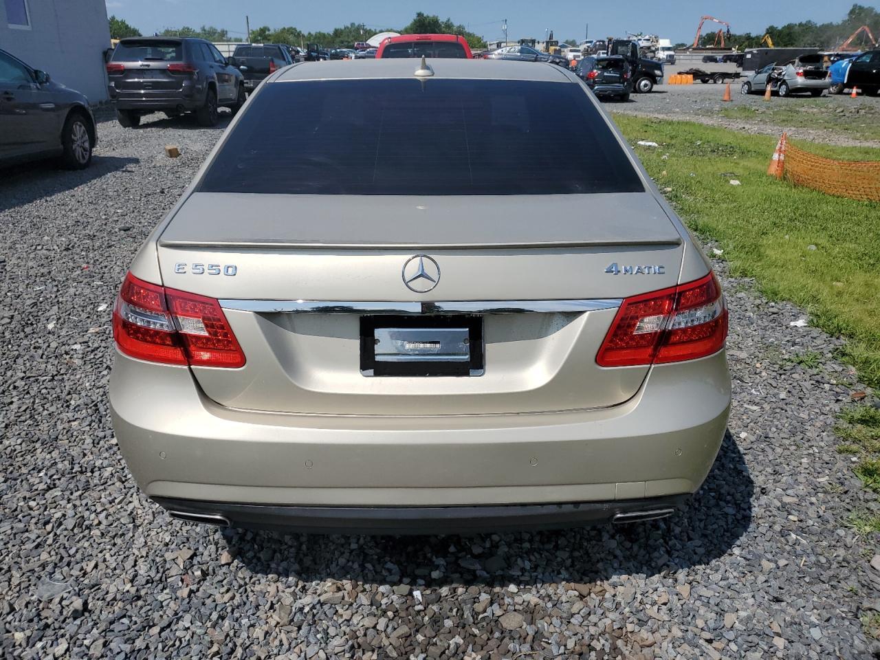 2011 MERCEDES-BENZ E-Class