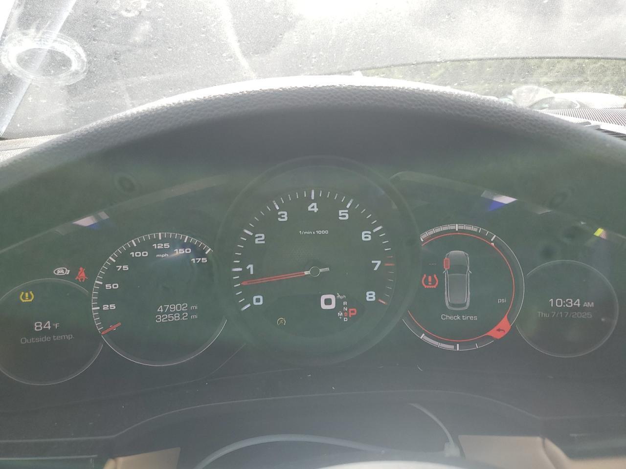 2021 PORSCHE CAYENNE
