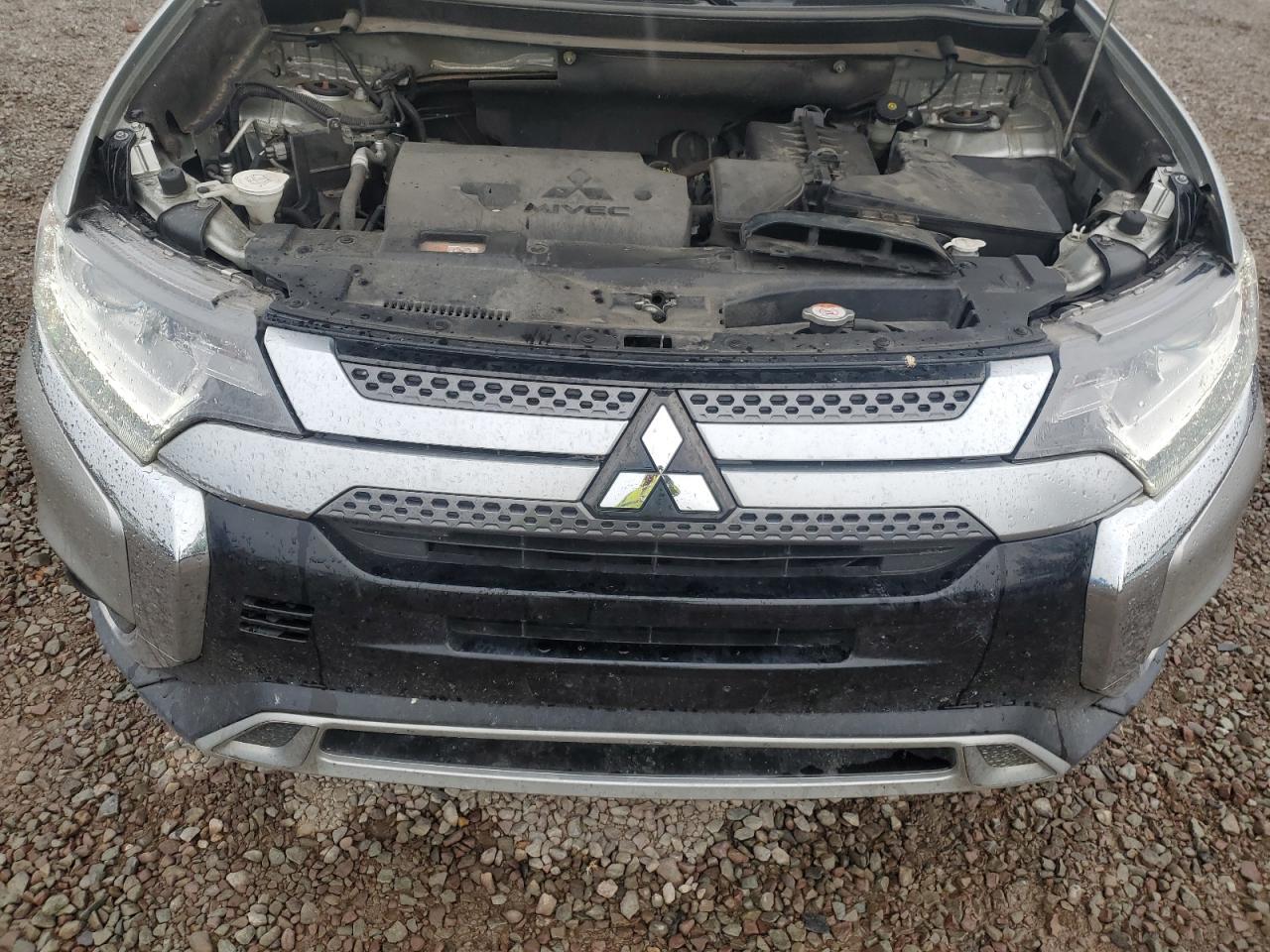 2020 MITSUBISHI outlander