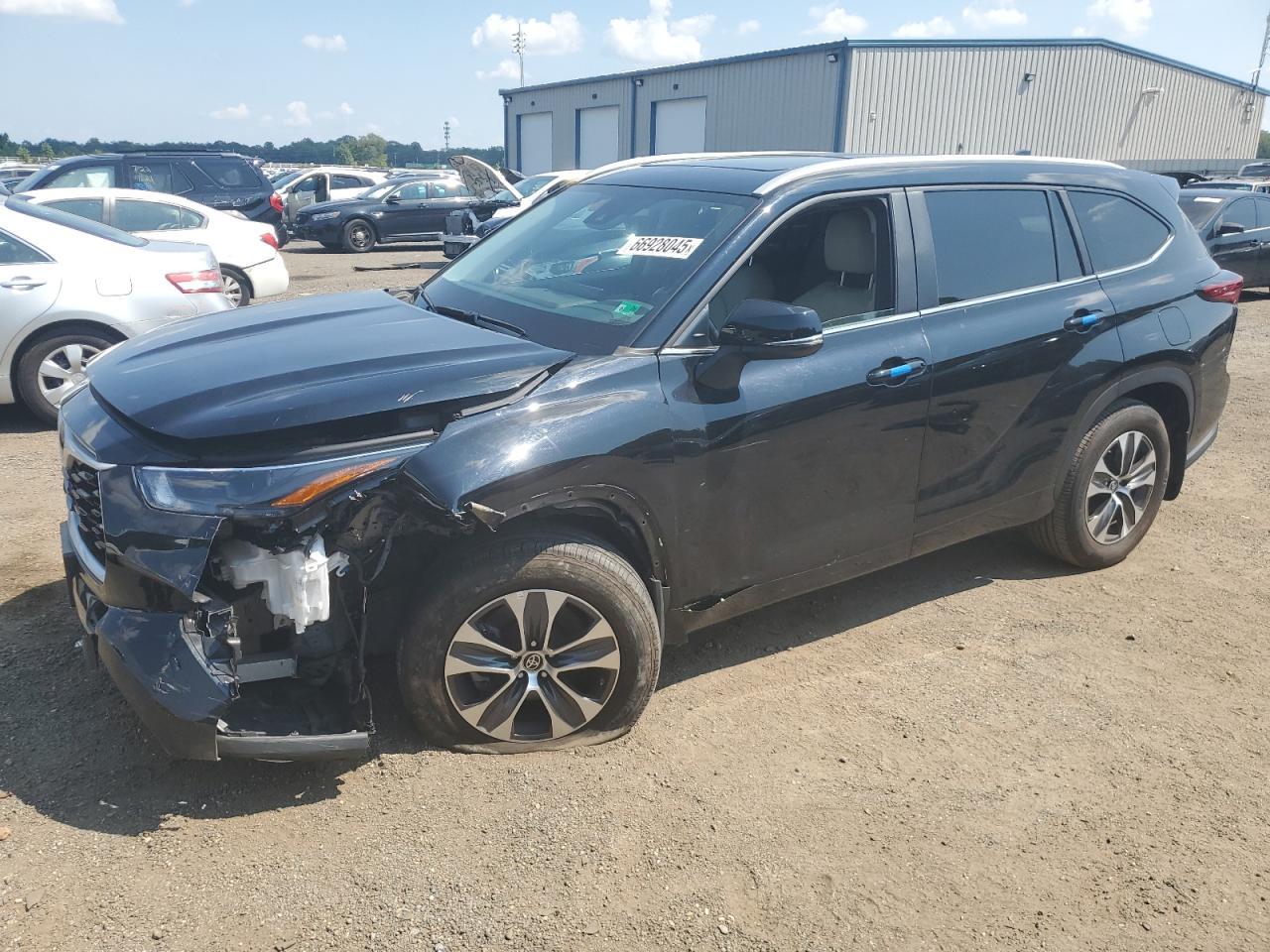 2023 TOYOTA HIGHLANDER