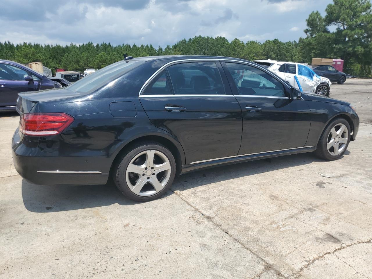 2014 MERCEDES-BENZ E-Class