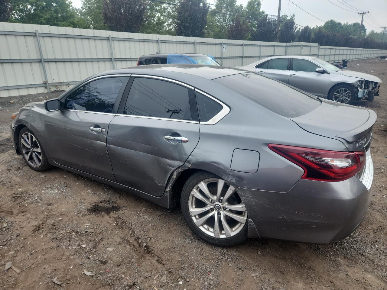 2017 NISSAN ALTIMA
