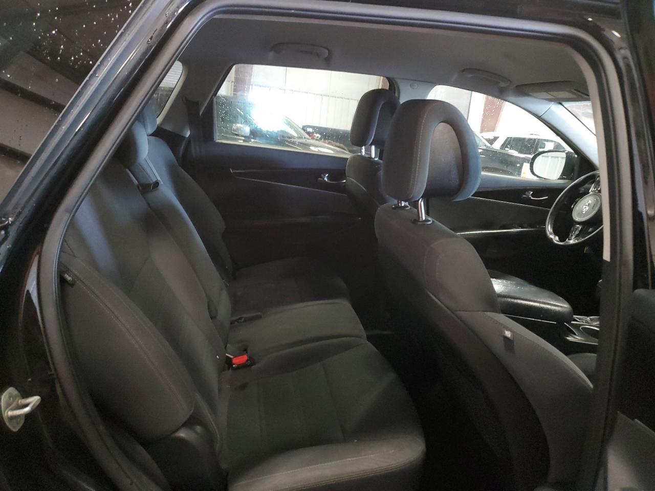 2016 KIA SORENTO