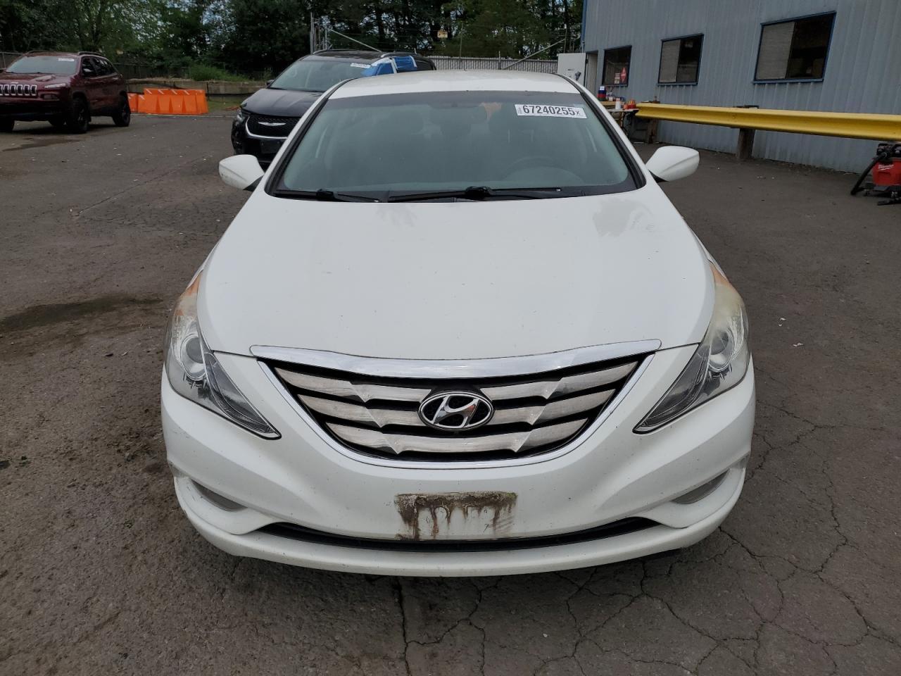 2011 HYUNDAI SONATA