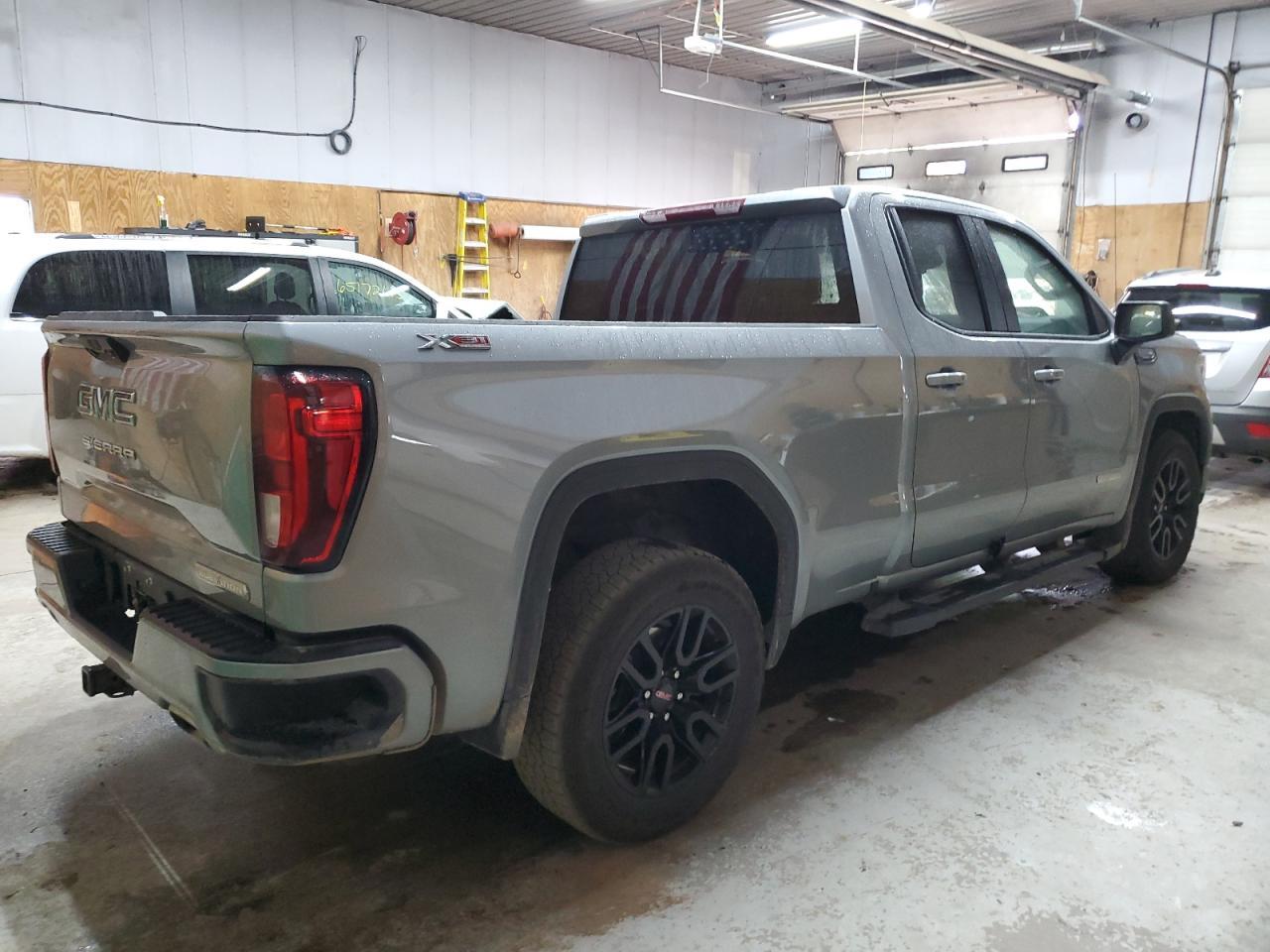 2024 GMC Sierra