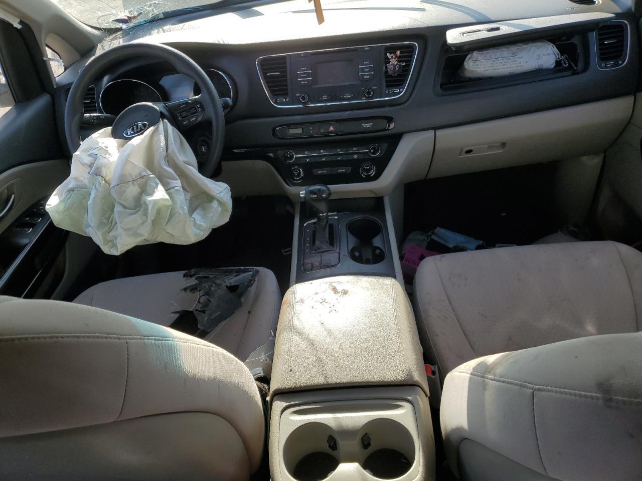 2017 KIA SEDONA