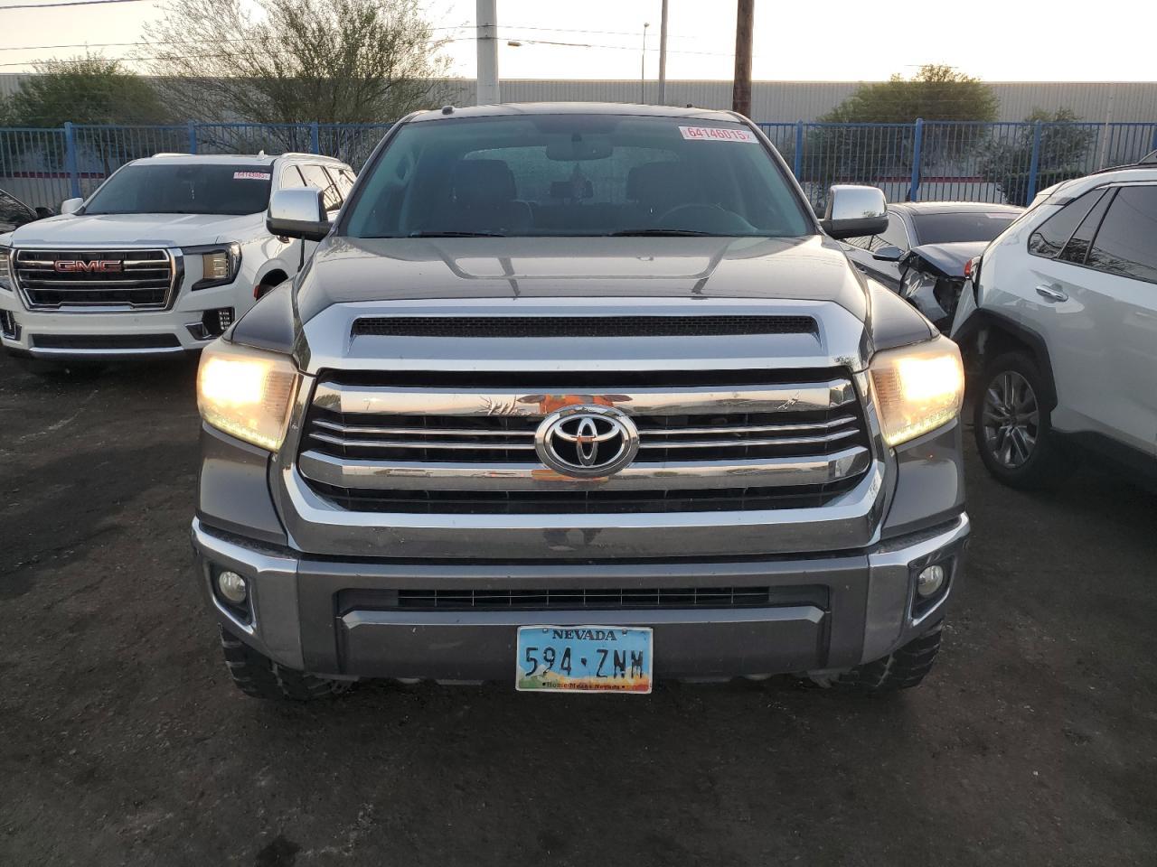 2016 TOYOTA TUNDRA