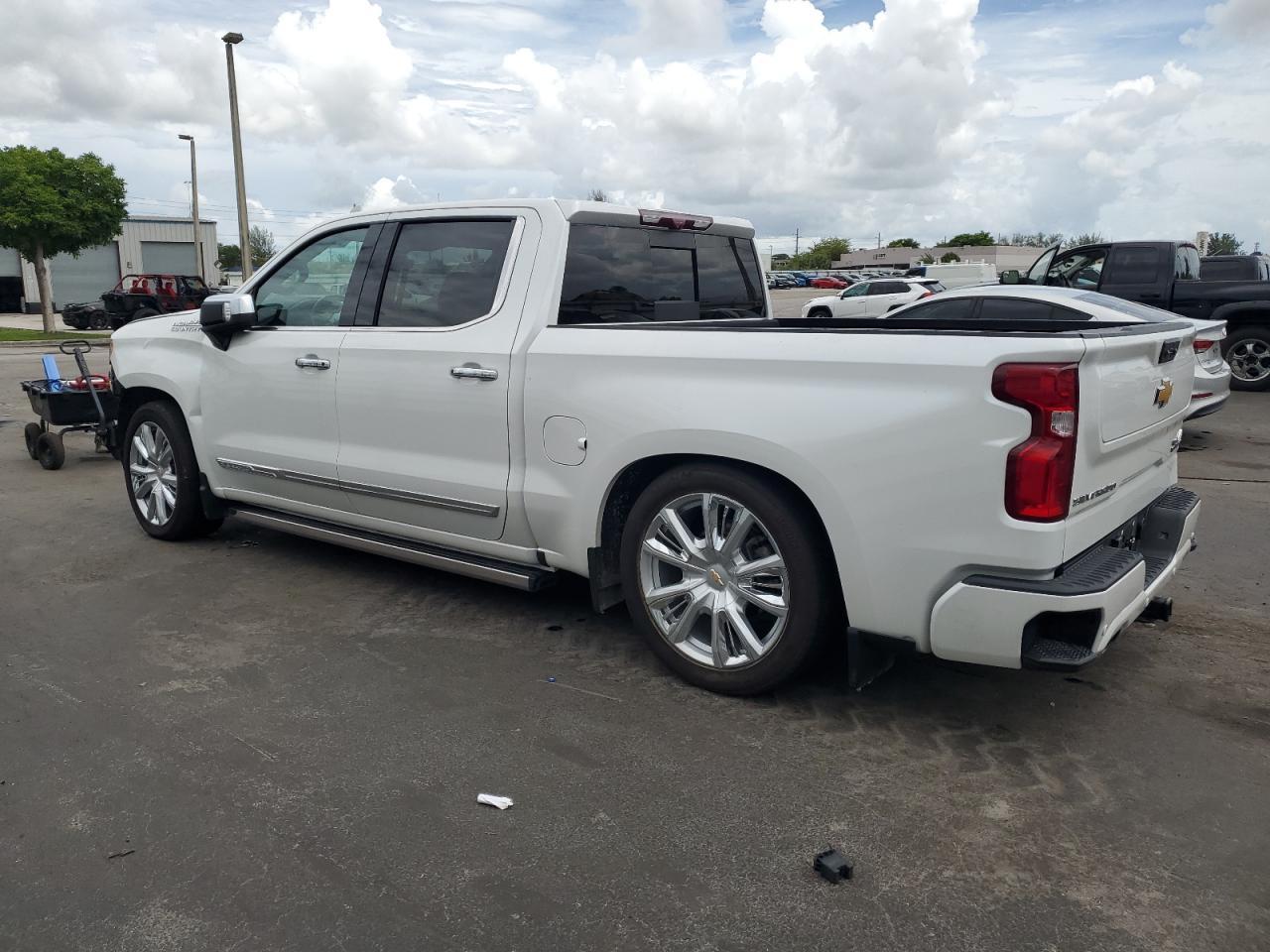 2024 CHEVROLET Silverado