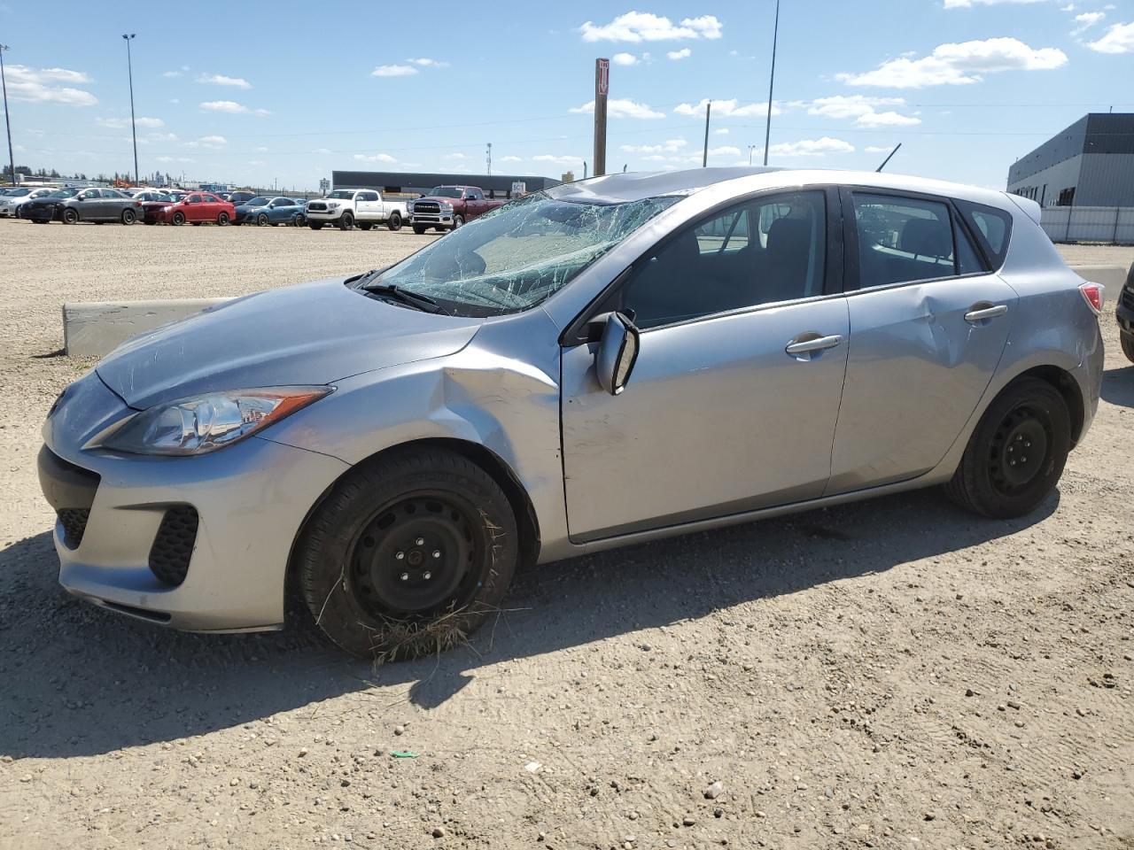 2013 MAZDA 3