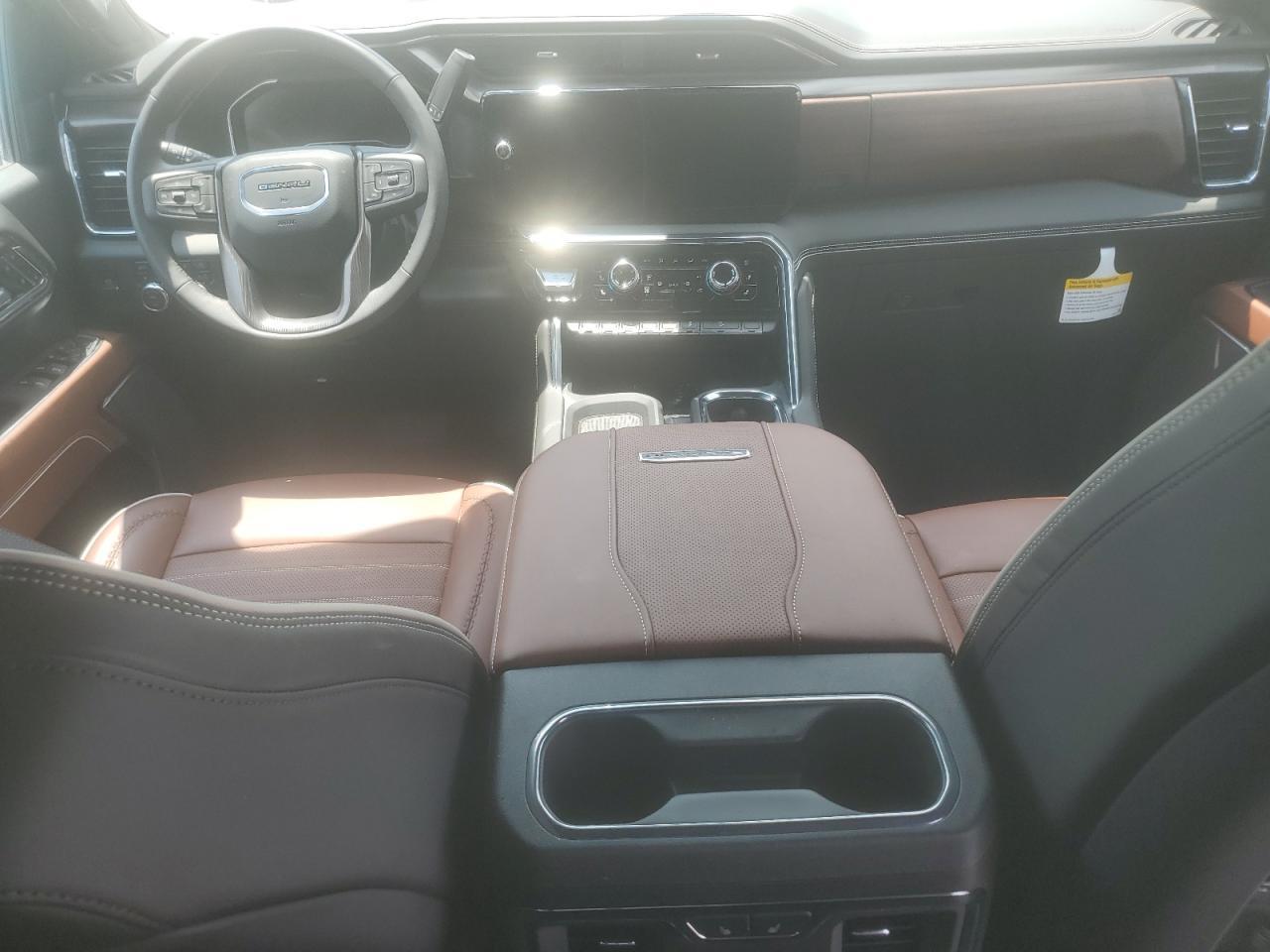 2025 GMC Sierra