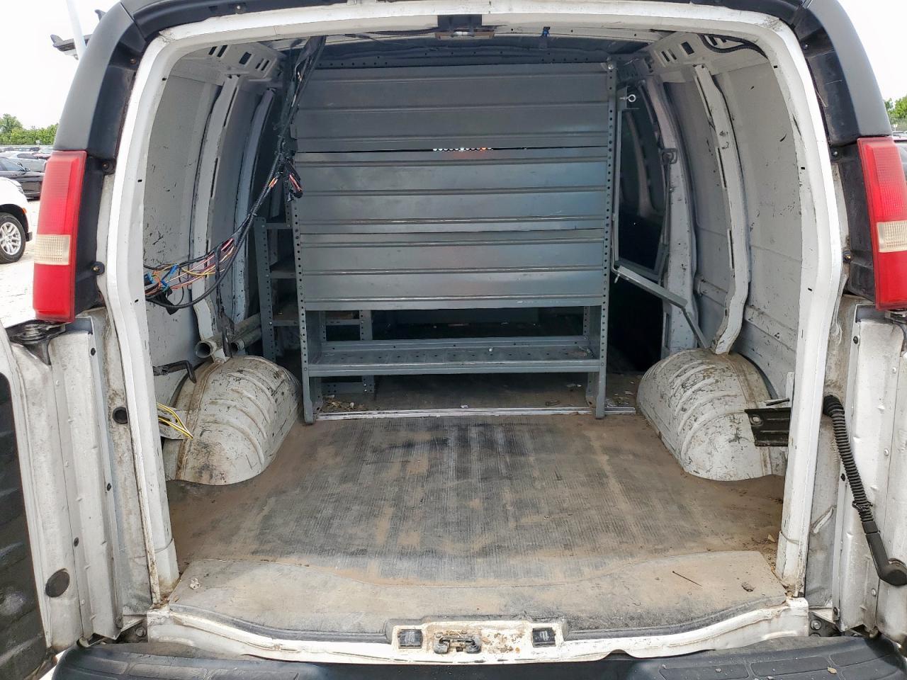 2013 CHEVROLET EXPRESS 2500