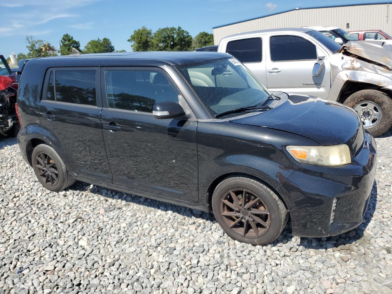 2013 TOYOTA SCION