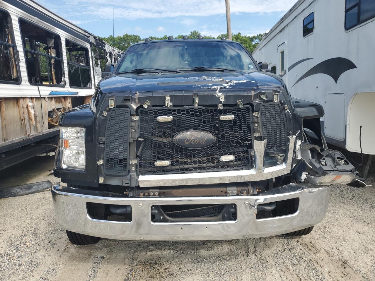 2018 FORD F-650