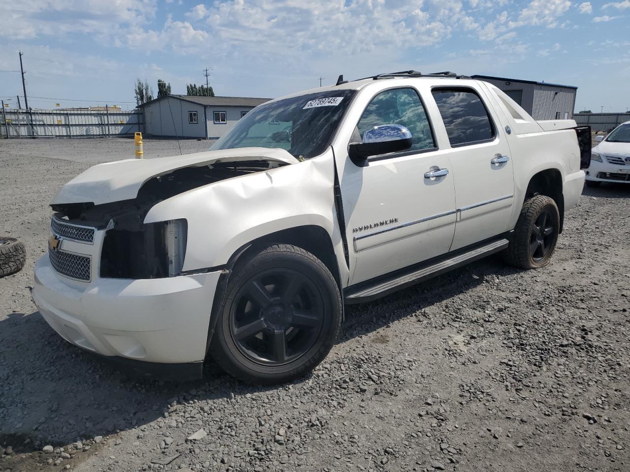 2013 CHEVROLET Avalanche