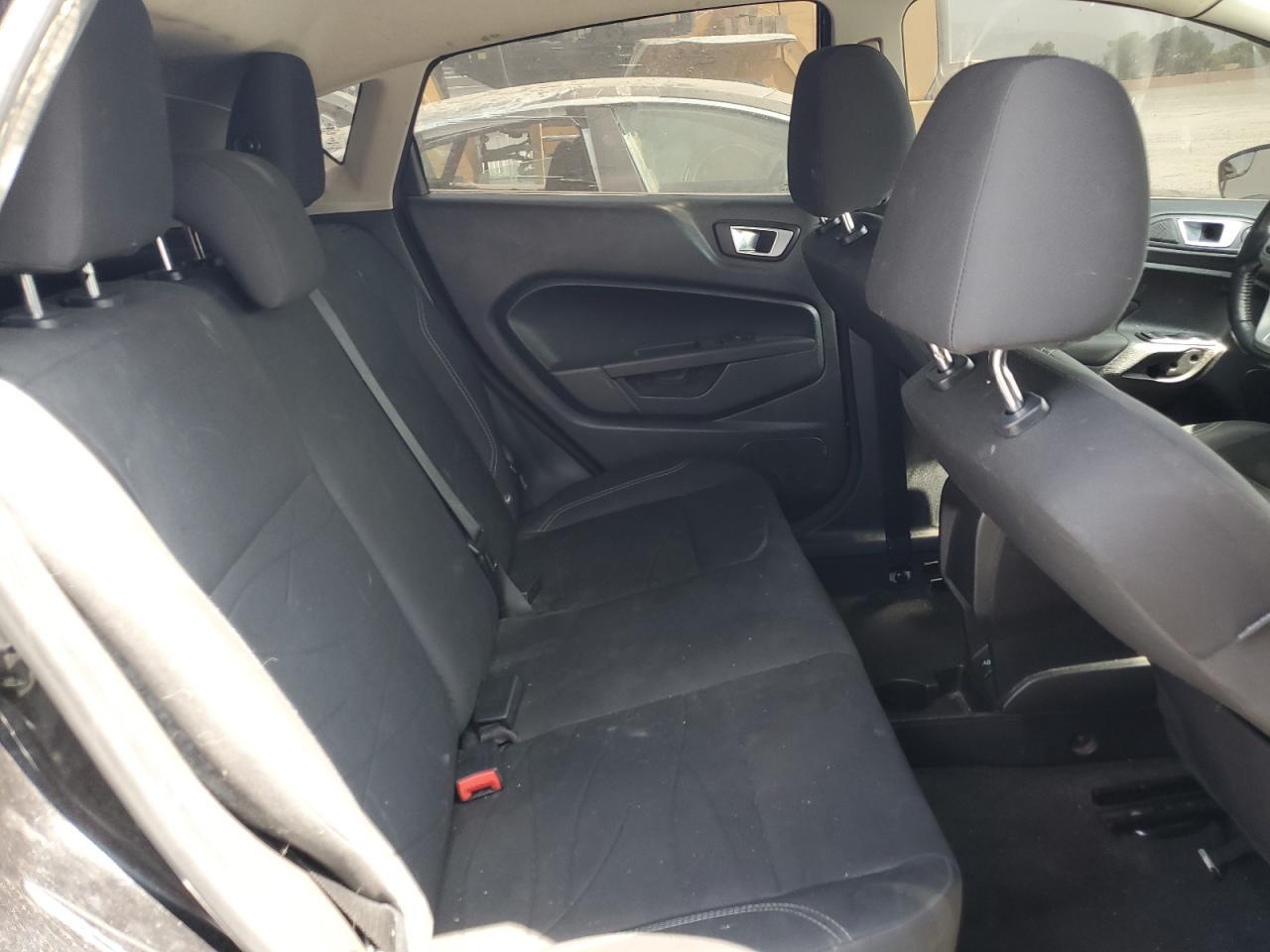 2015 FORD Fiesta