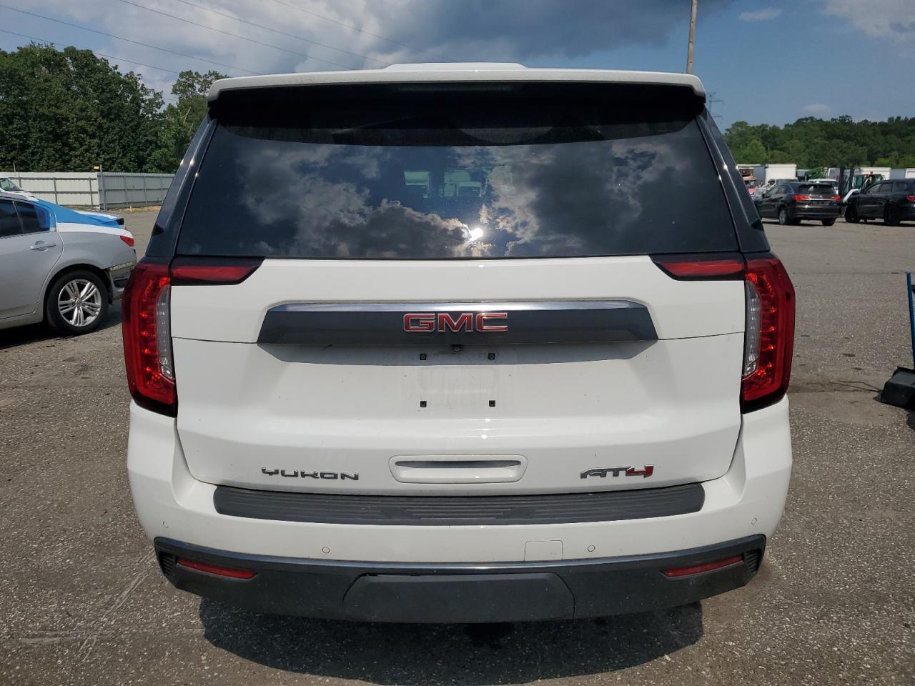 2024 GMC Yukon