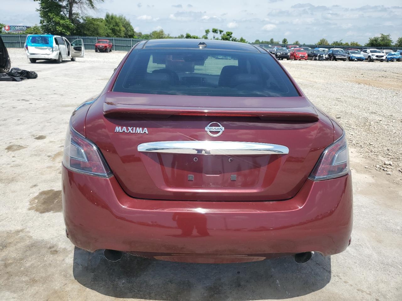 2012 NISSAN Maxima