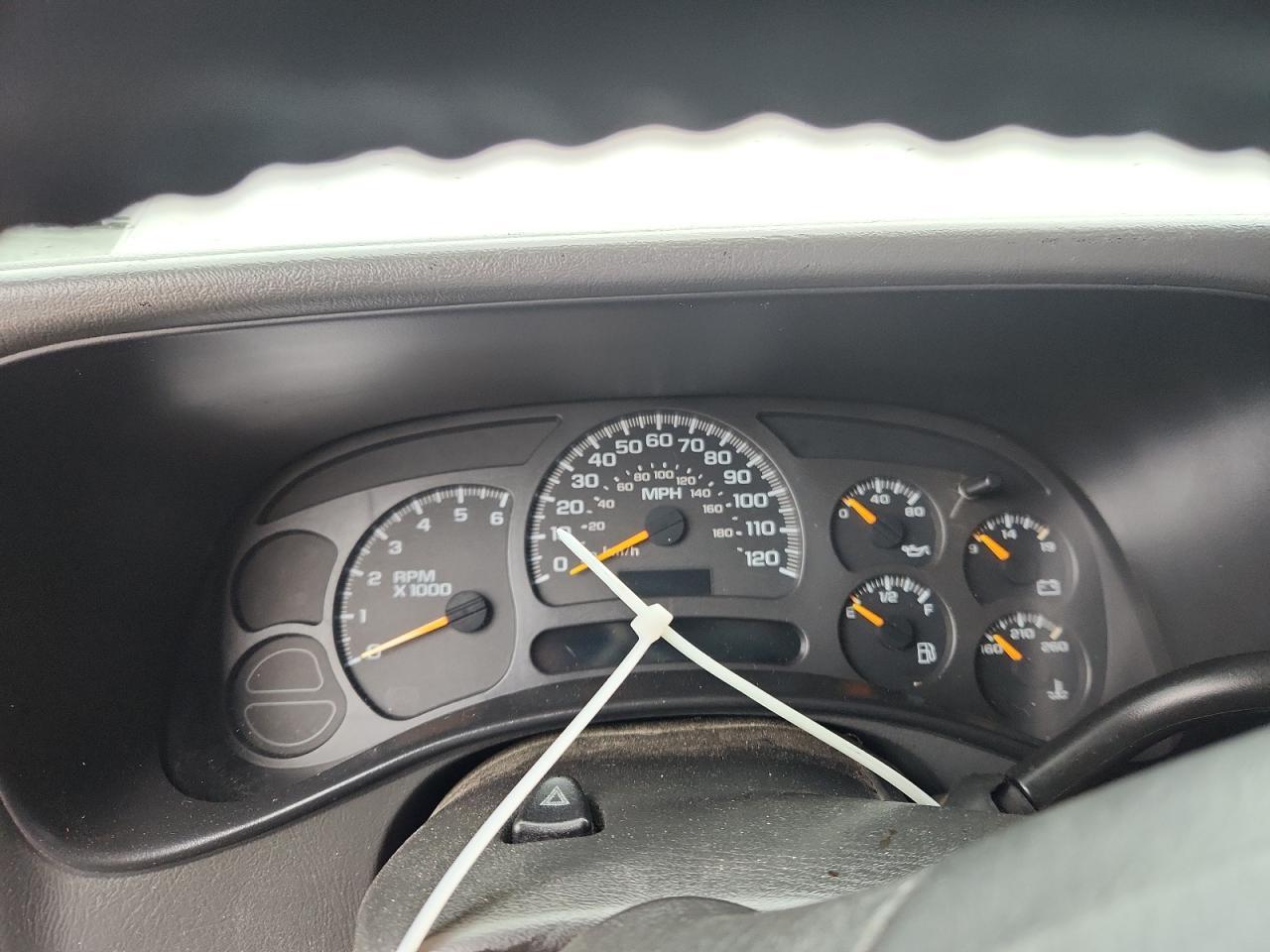 2004 CHEVROLET Tahoe