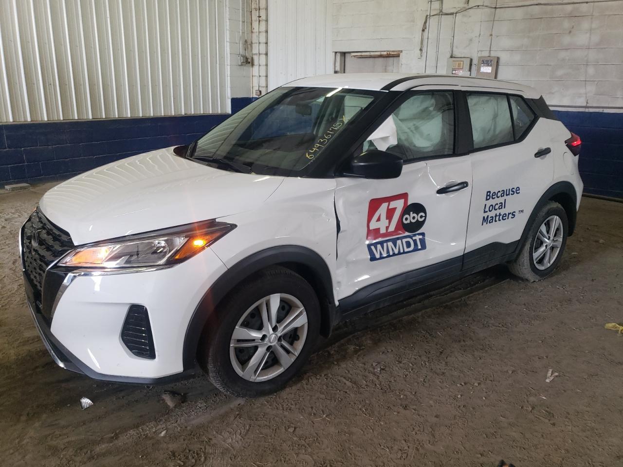 2024 NISSAN KICKS