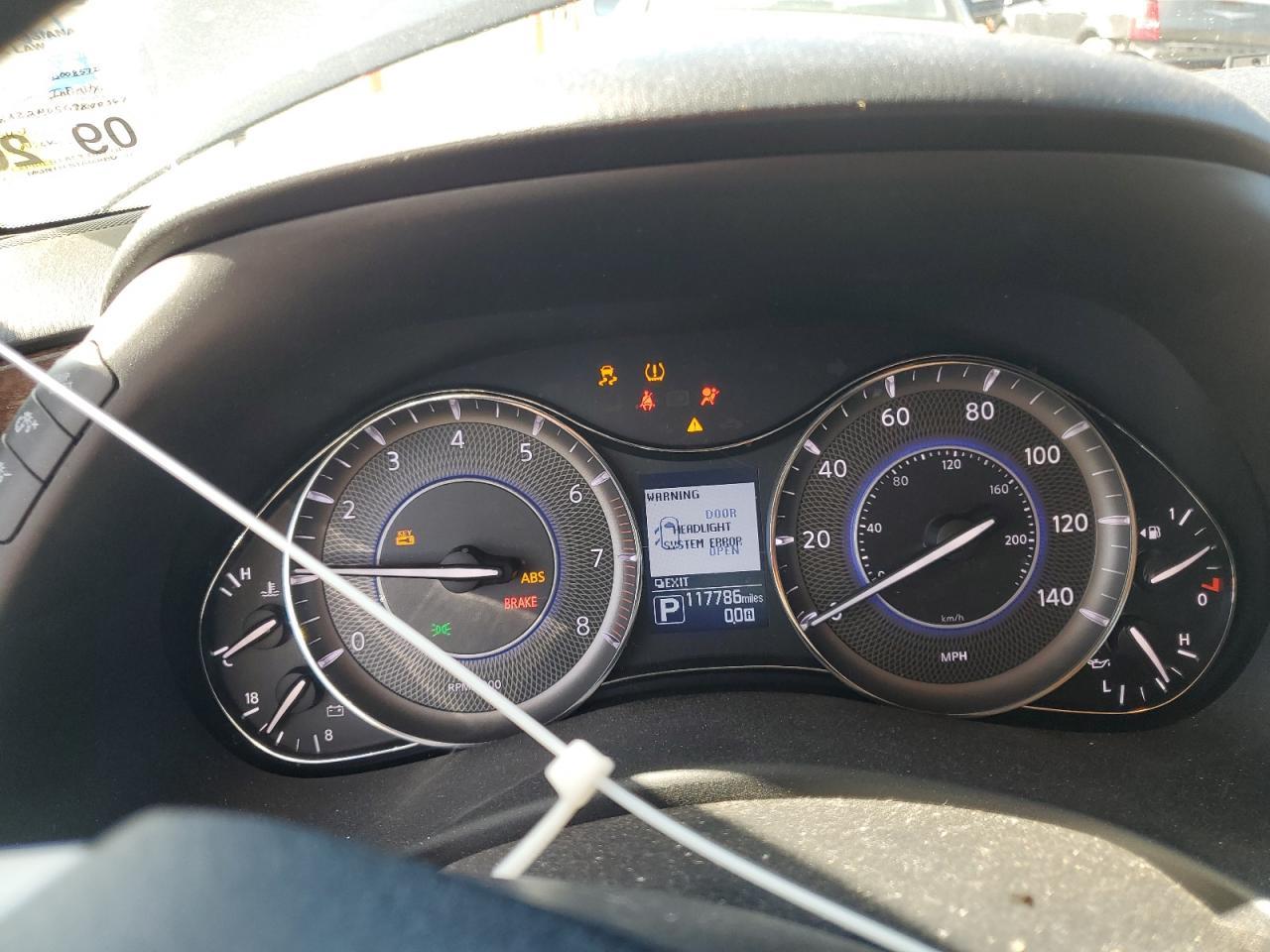 2016 INFINITI QX80