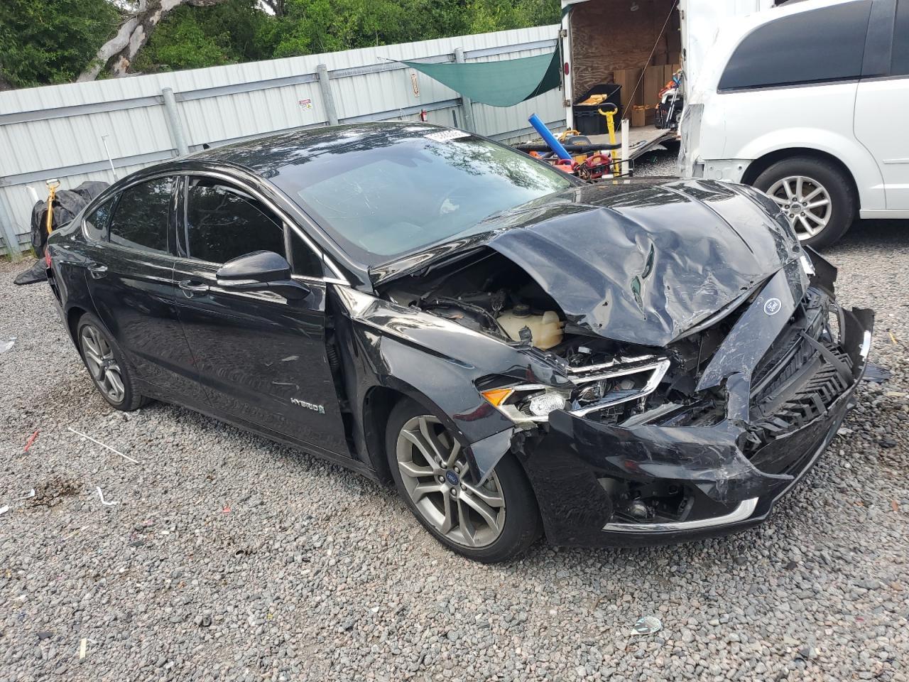 2019 FORD FUSION