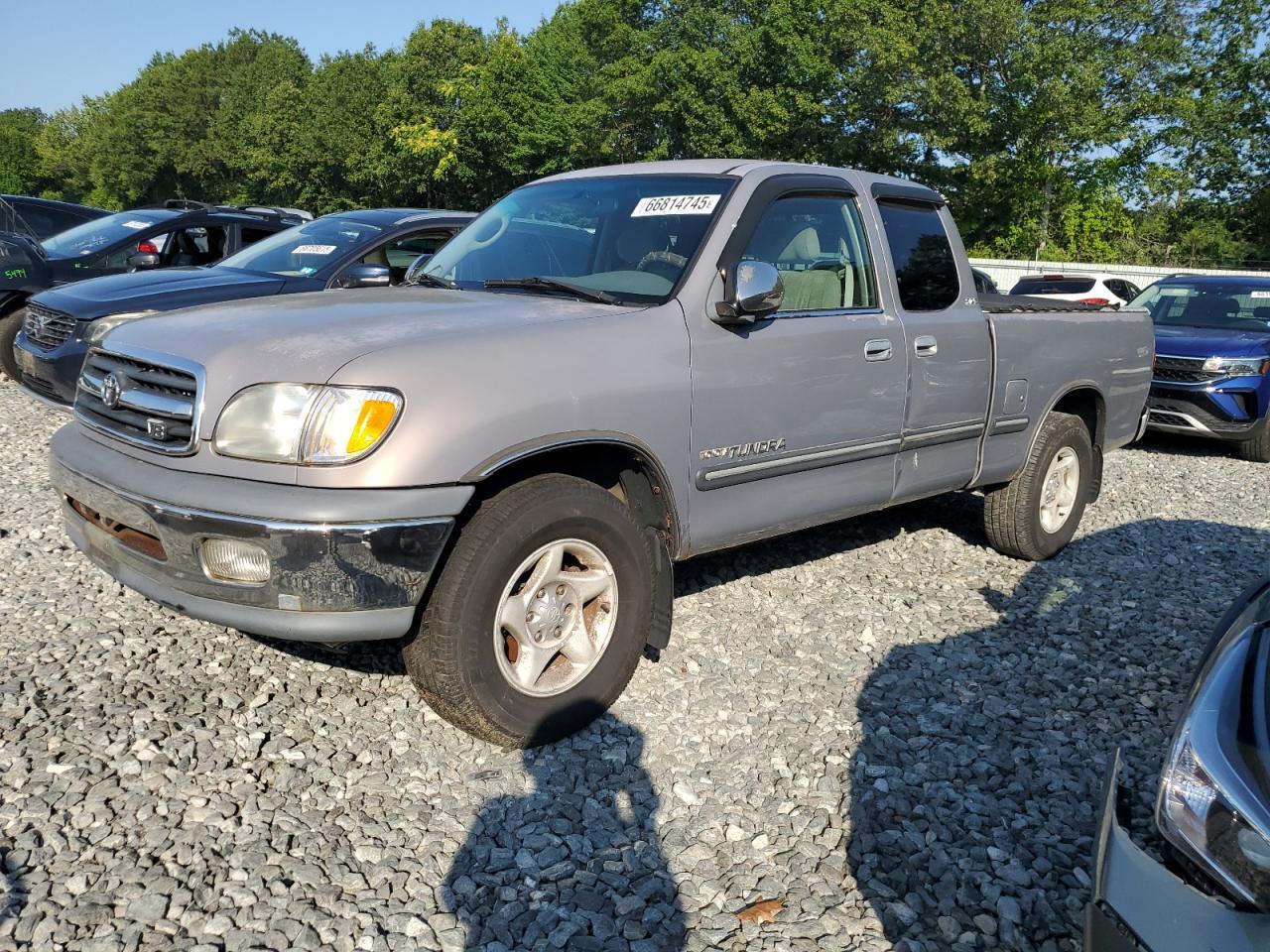 2000 TOYOTA TUNDRA
