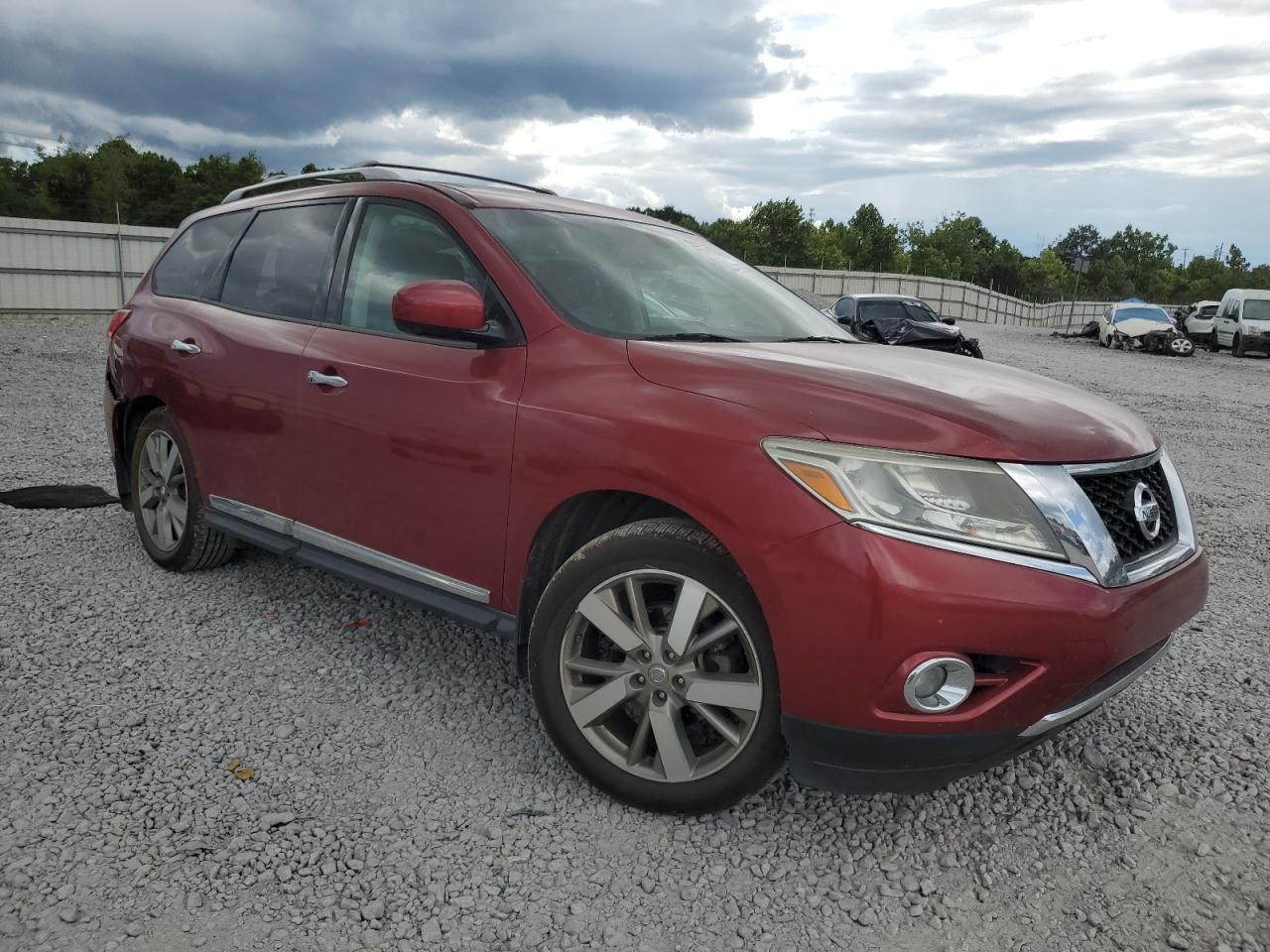 2016 NISSAN PATHFINDER