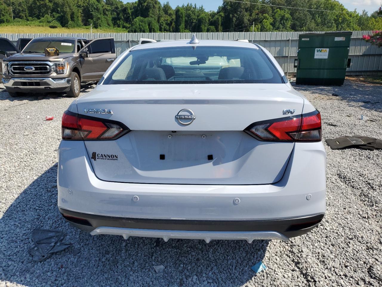 2024 NISSAN VERSA