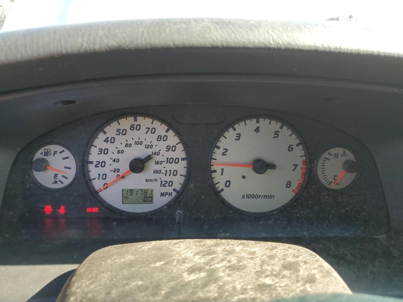 2002 NISSAN PATHFINDER