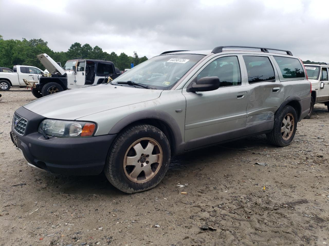 2004 VOLVO XC70