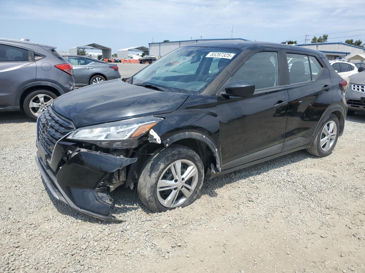 2021 NISSAN KICKS