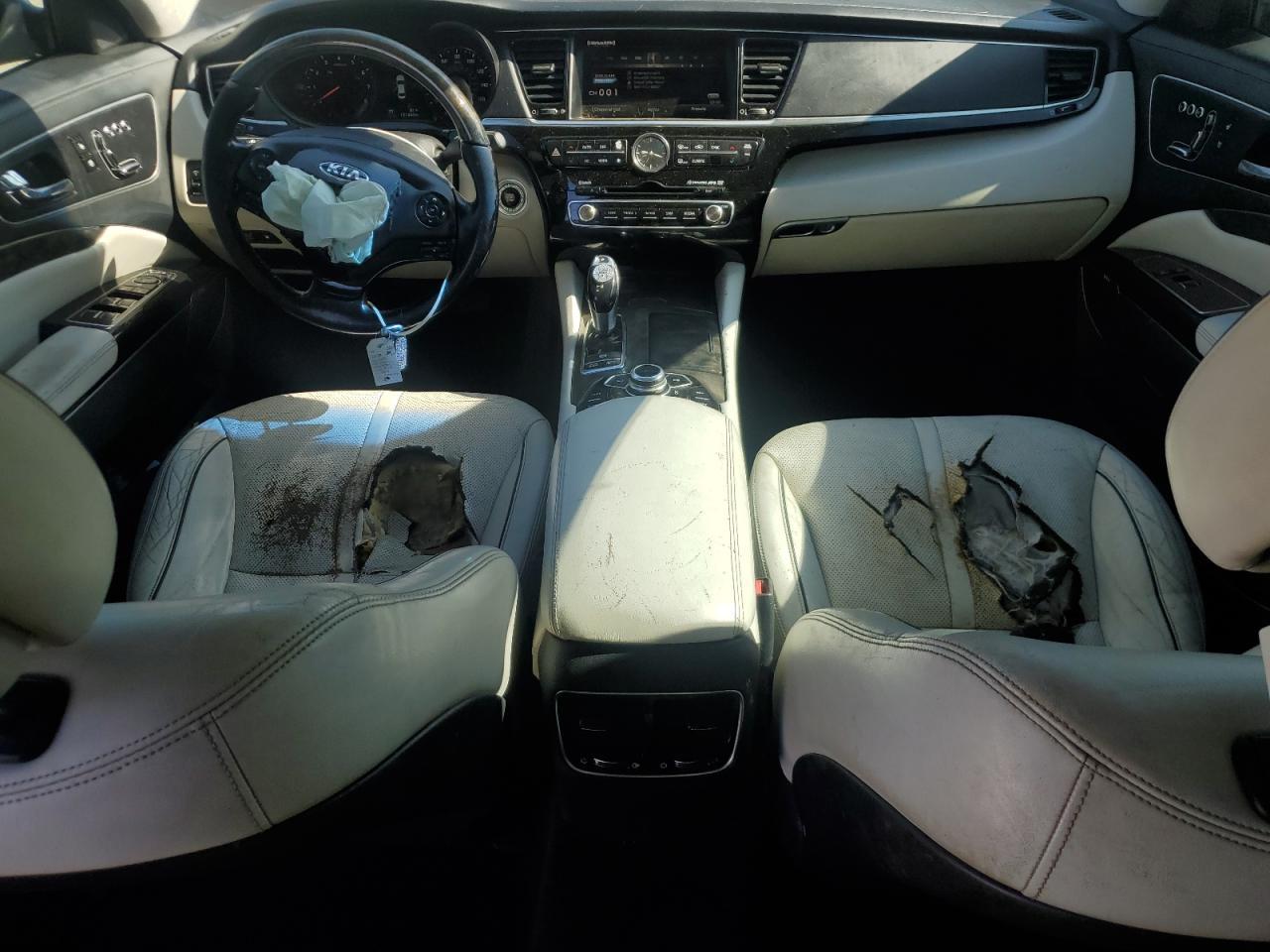 2015 KIA K900