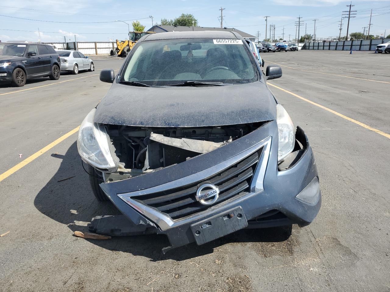 2015 NISSAN VERSA