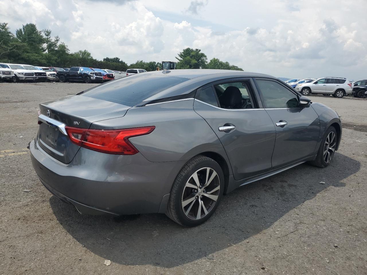 2018 NISSAN Maxima