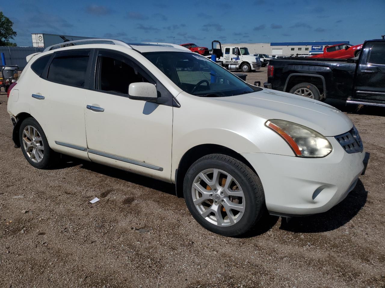 2011 NISSAN ROGUE