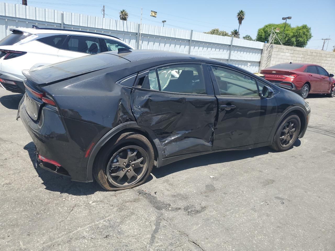 2025 TOYOTA PRIUS
