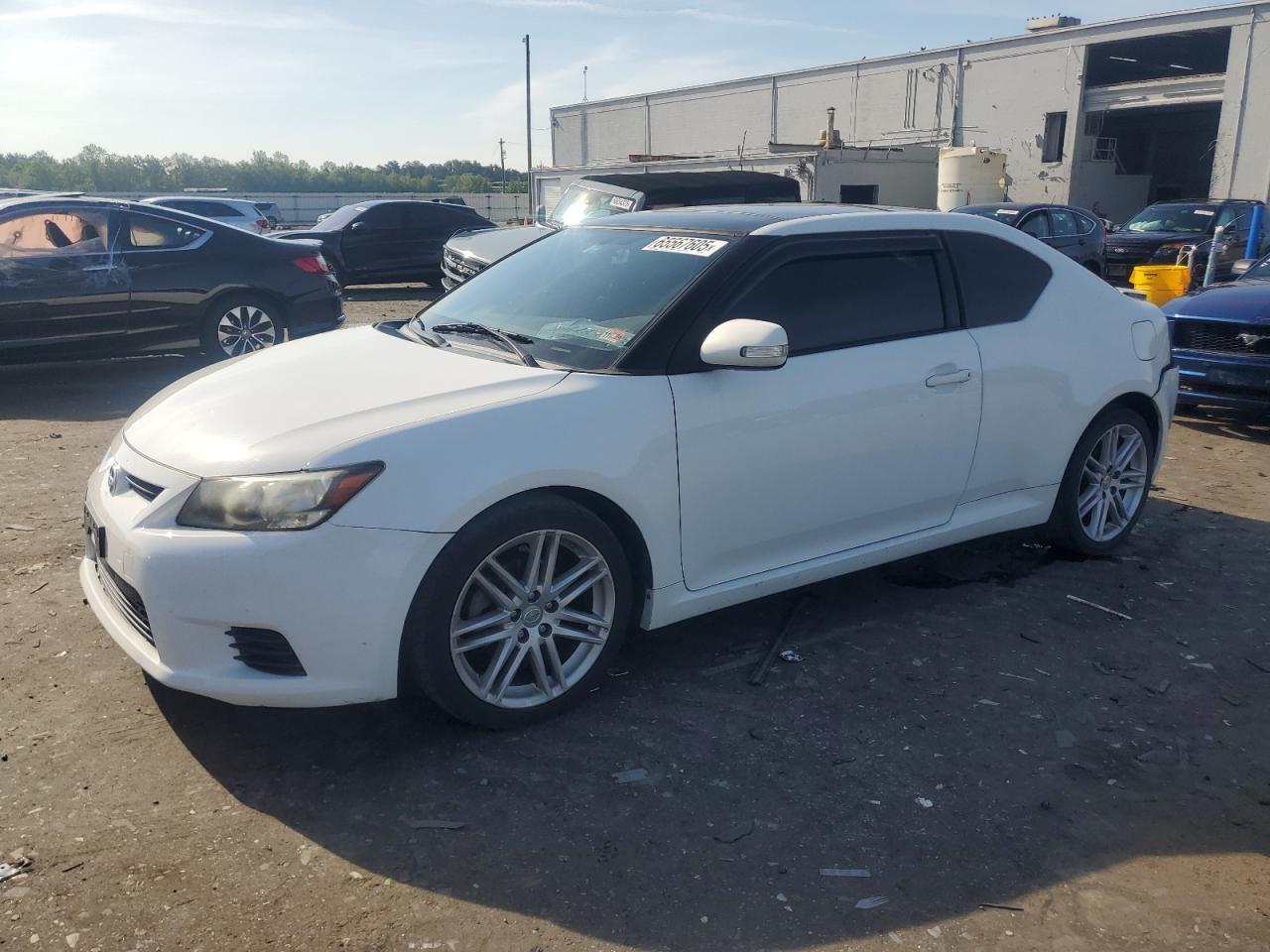2013 TOYOTA SCION