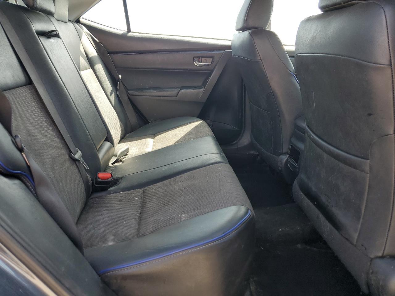 2017 TOYOTA COROLLA