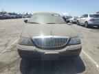 2005 LINCOLN Town Car