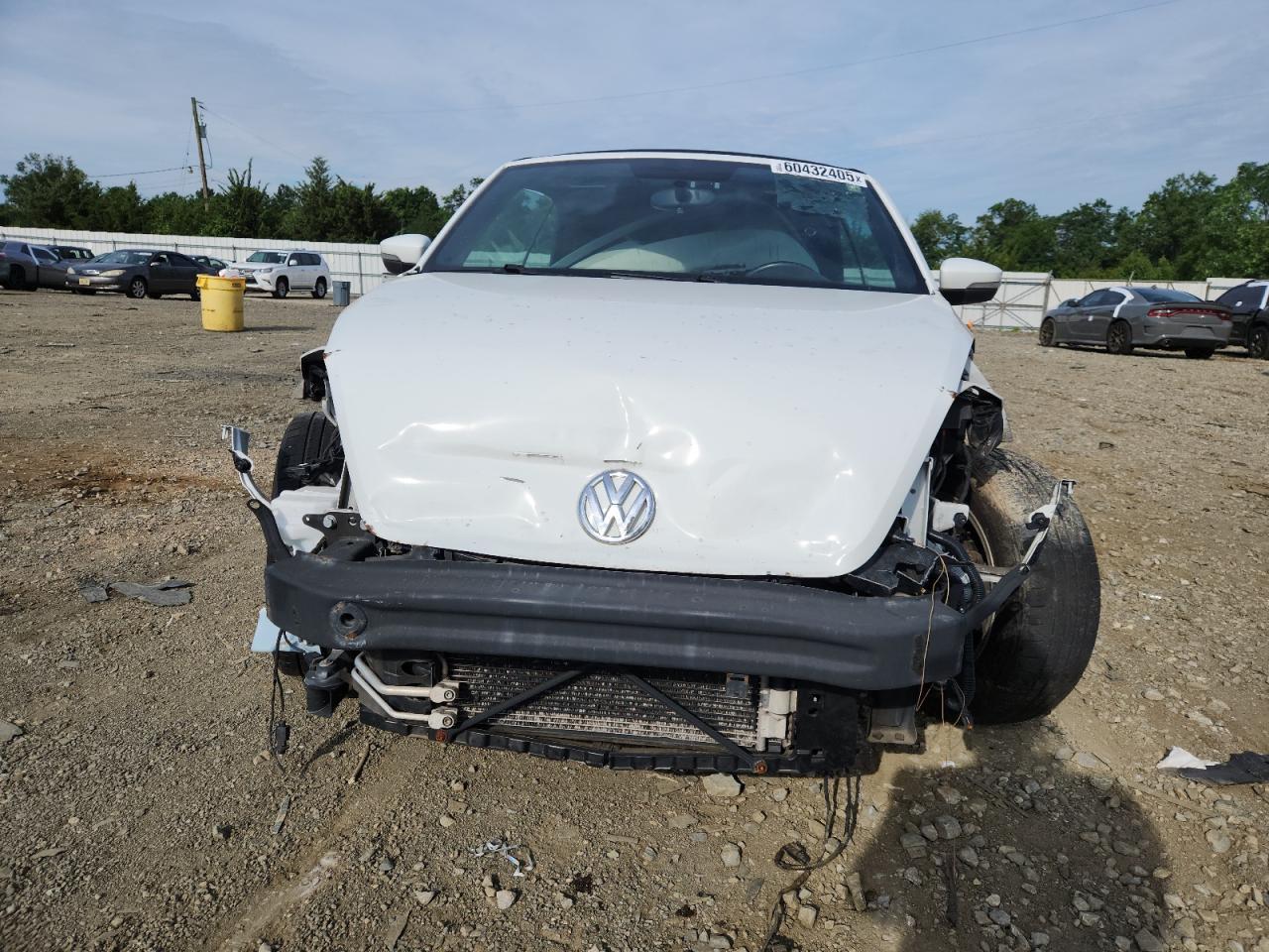 2018 VOLKSWAGEN Beetle