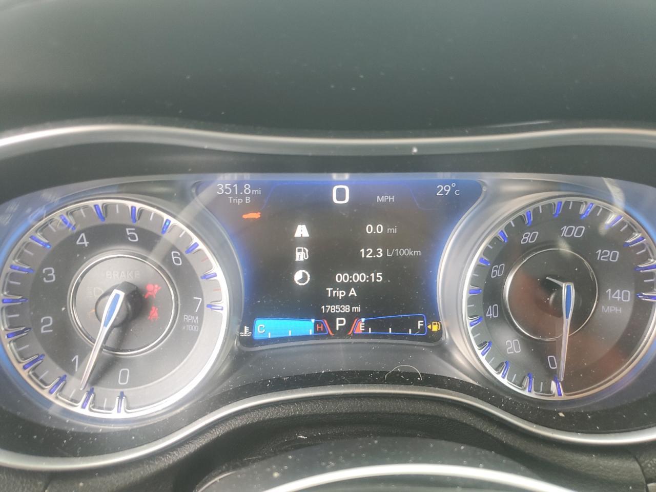 2018 CHRYSLER 300