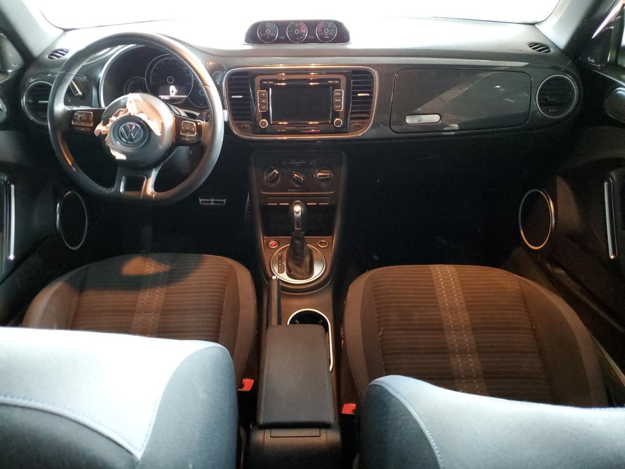 2014 VOLKSWAGEN Beetle