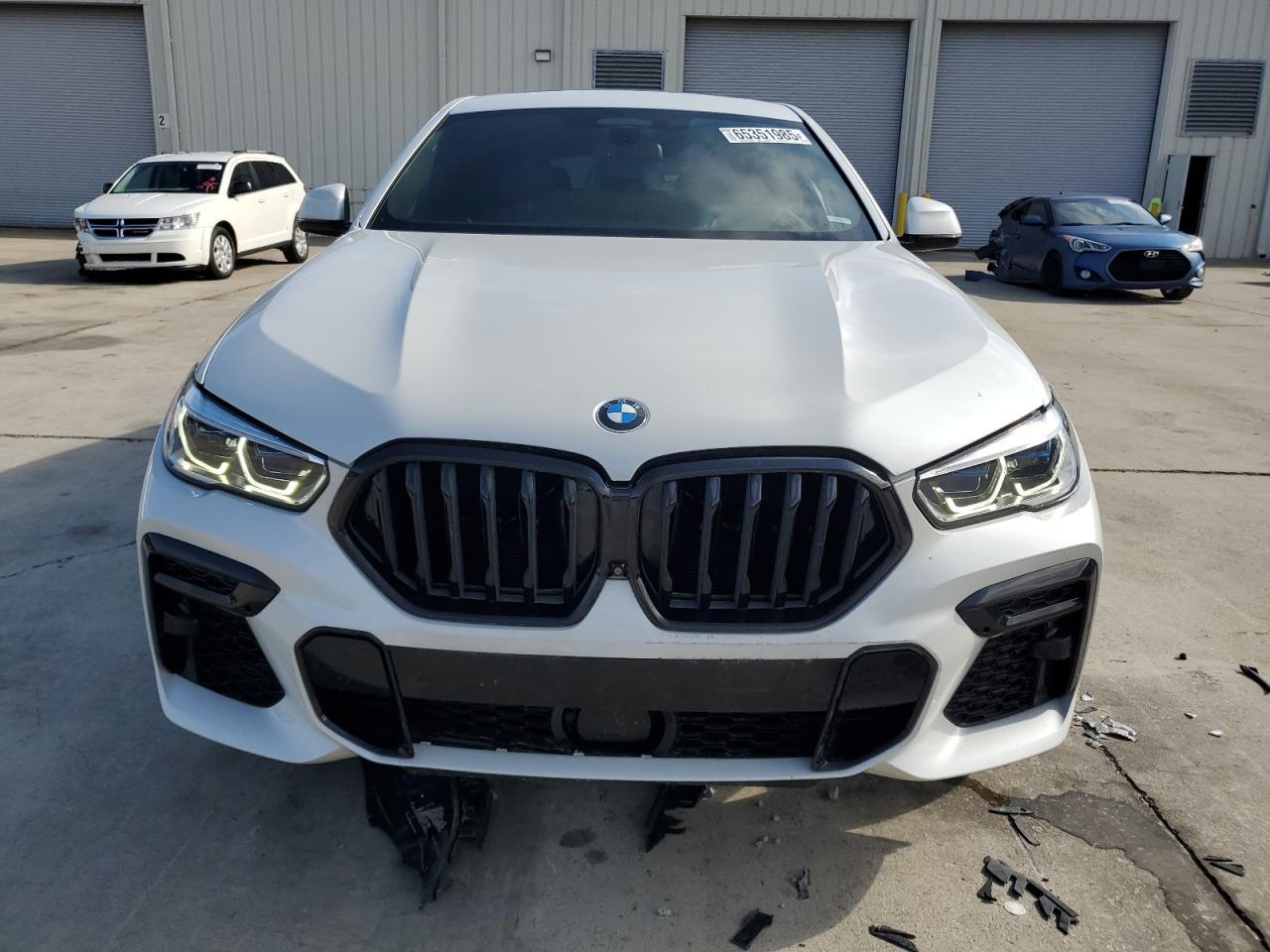 2022 BMW X6