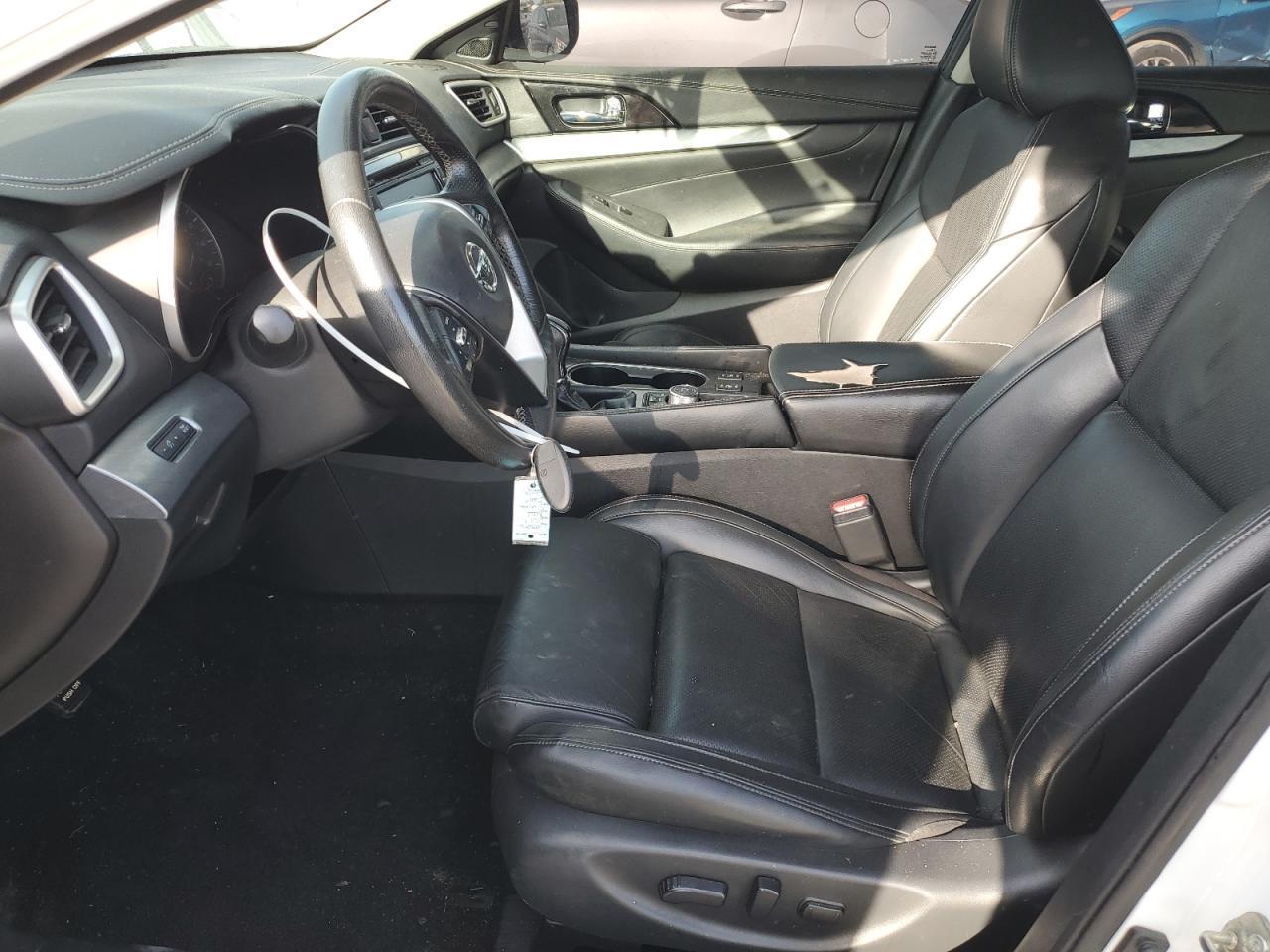 2016 NISSAN Maxima