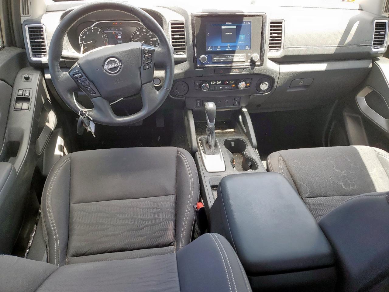 2022 NISSAN Frontier