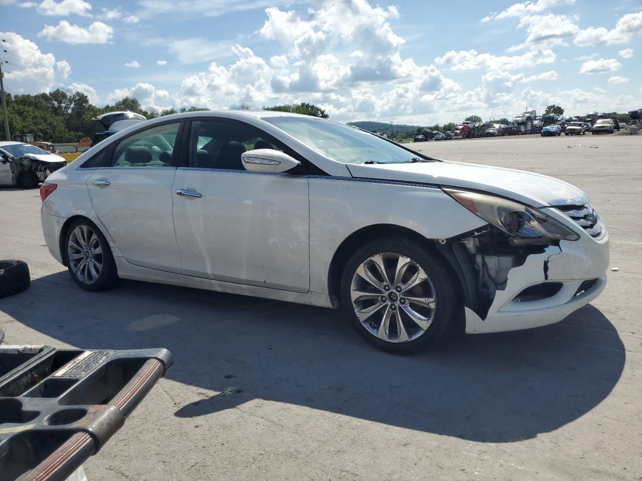 2011 HYUNDAI SONATA
