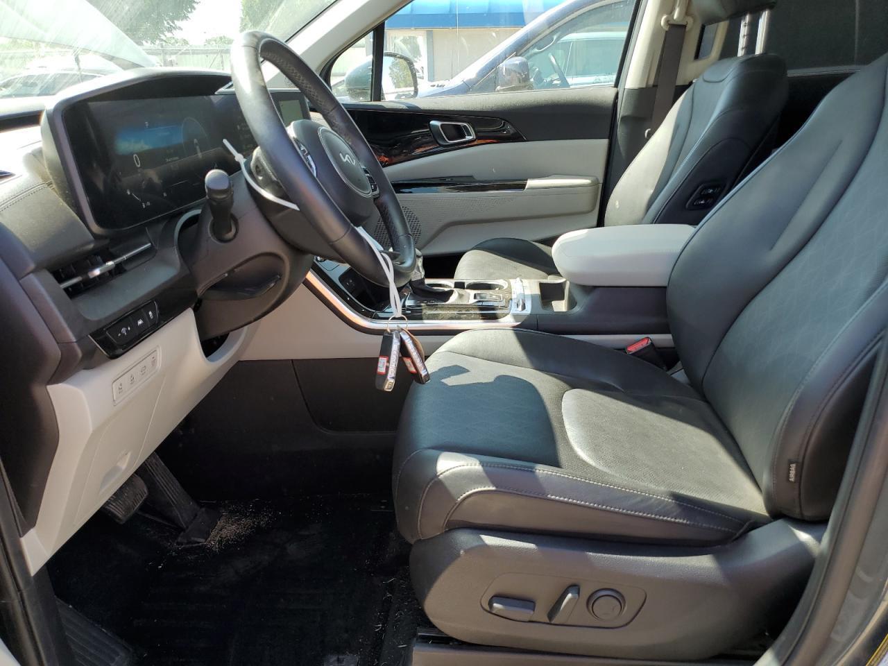 2024 KIA Carnival
