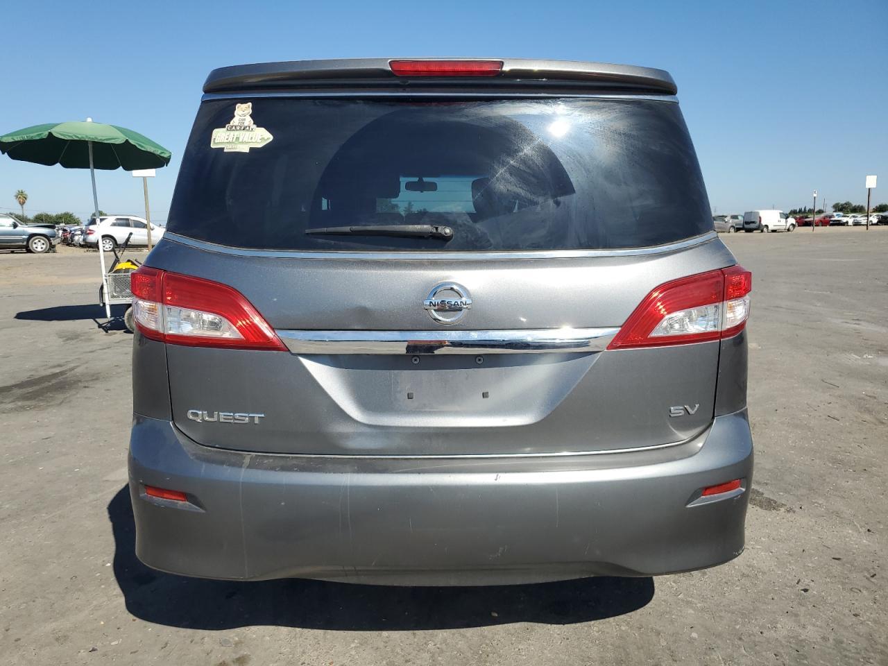 2016 NISSAN Quest