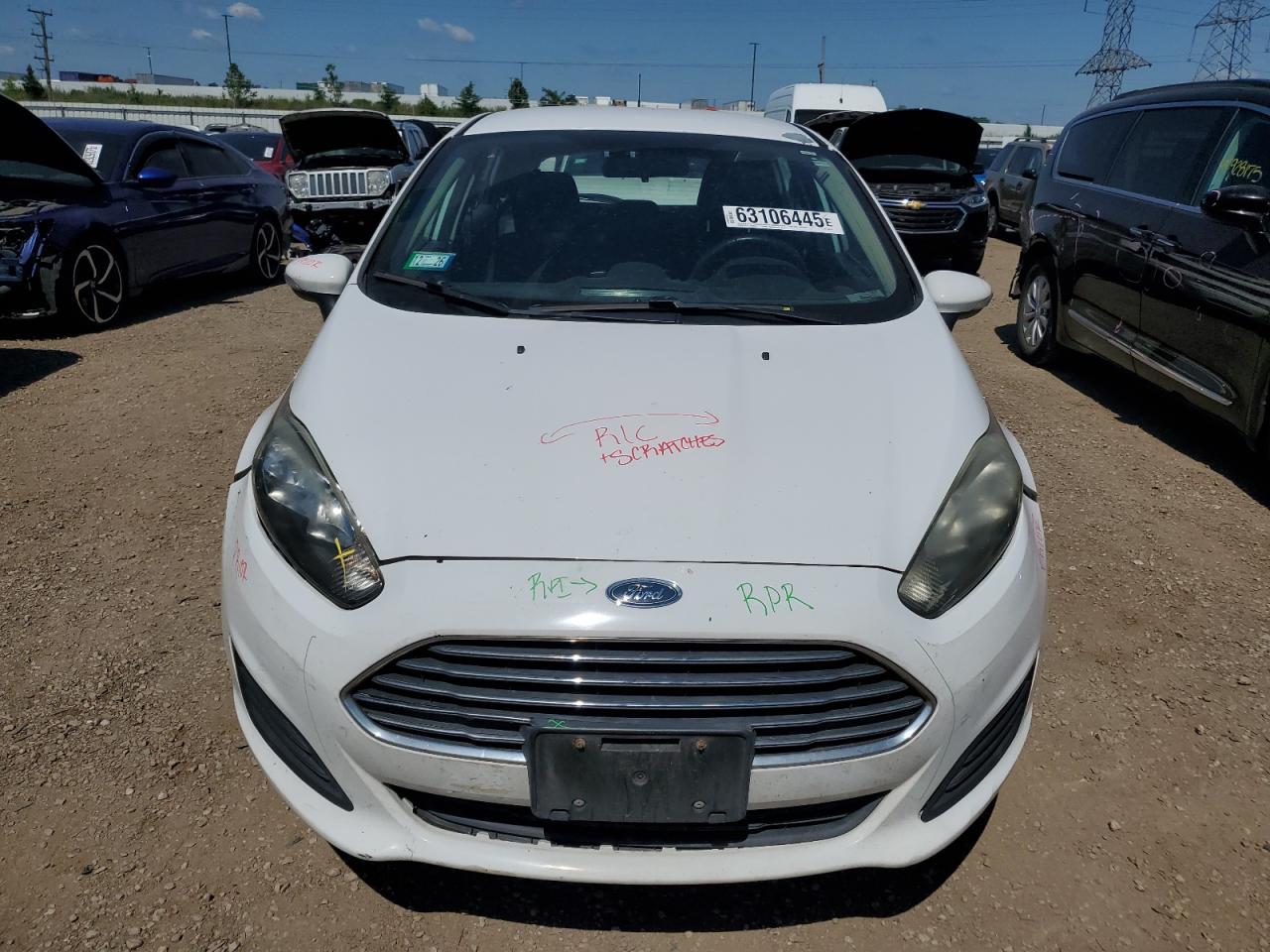 2015 FORD Fiesta