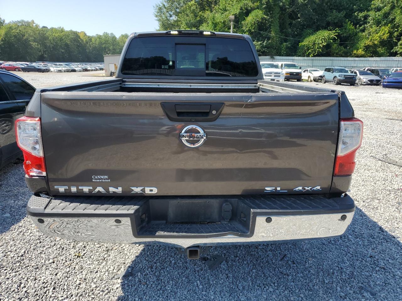 2016 NISSAN Titan